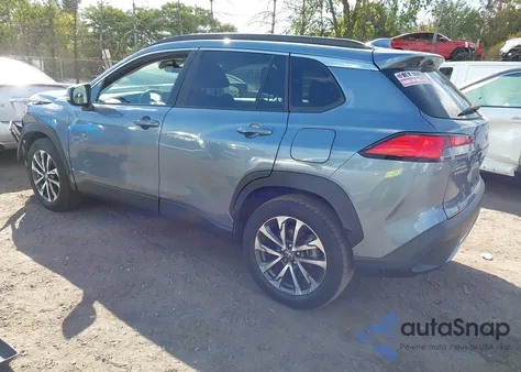 2023 Toyota Corolla Cross Xle z USA, uszkodzony, nr VIN 7MUEAABG6PV066987